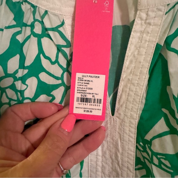 🩷SOLD🩷NWT Lilly Pulitzer XL Camryn tunic. - Picture 2 of 2